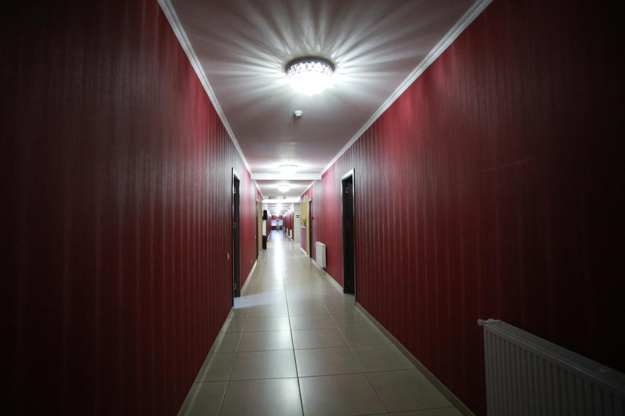 Hotel Okriba Tbilissi Extérieur photo