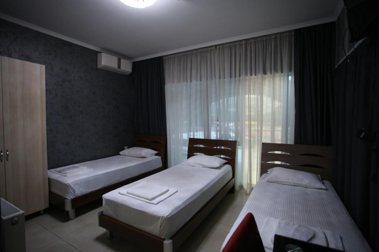 Hotel Okriba Tbilissi Extérieur photo