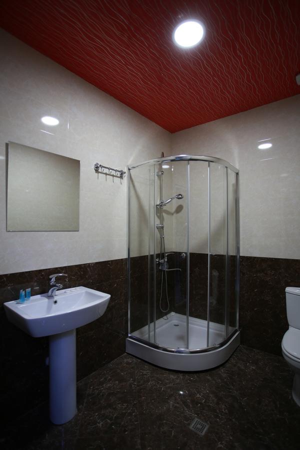 Hotel Okriba Tbilissi Extérieur photo